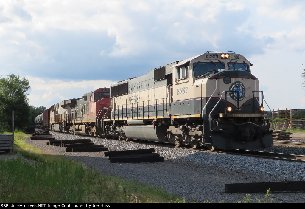 BNSF 9658 East